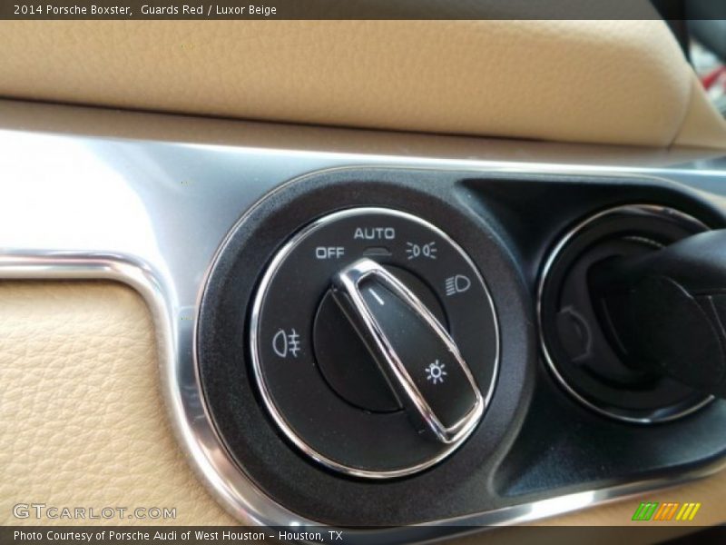 Controls of 2014 Boxster 
