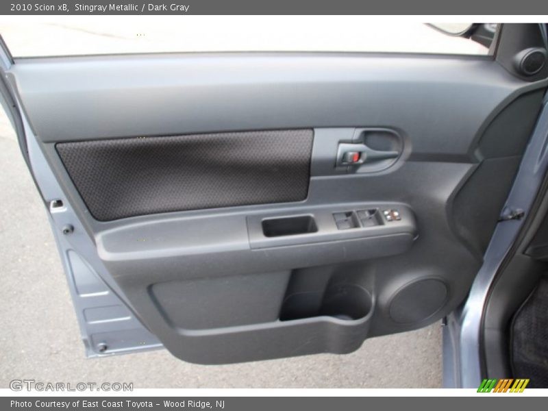 Stingray Metallic / Dark Gray 2010 Scion xB