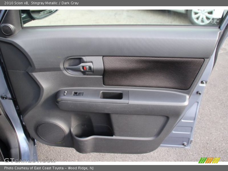 Stingray Metallic / Dark Gray 2010 Scion xB