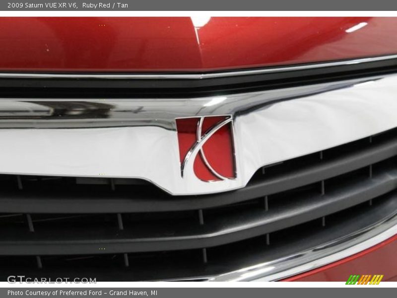 Ruby Red / Tan 2009 Saturn VUE XR V6