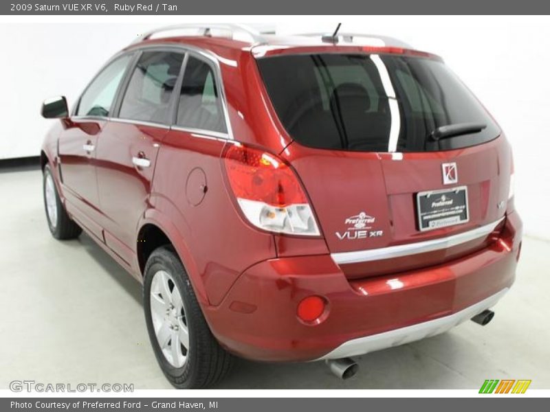 Ruby Red / Tan 2009 Saturn VUE XR V6