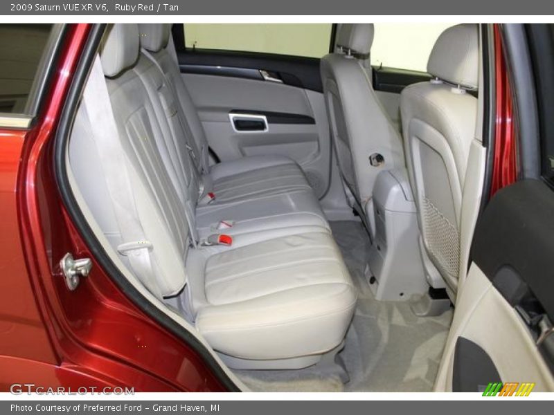 Ruby Red / Tan 2009 Saturn VUE XR V6