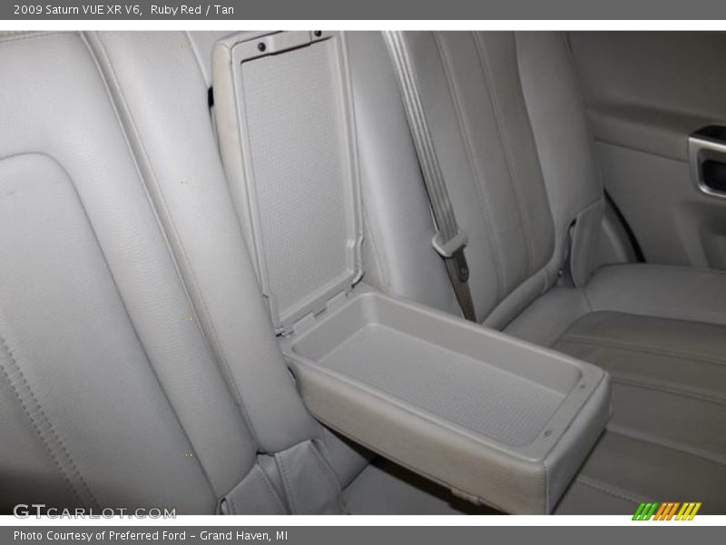 Ruby Red / Tan 2009 Saturn VUE XR V6