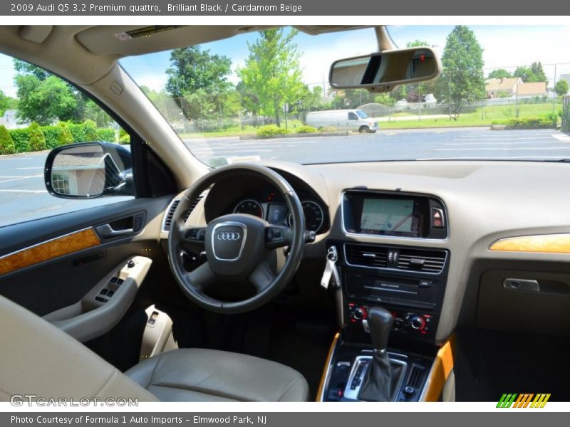 Brilliant Black / Cardamom Beige 2009 Audi Q5 3.2 Premium quattro