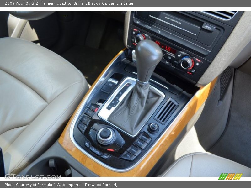 Brilliant Black / Cardamom Beige 2009 Audi Q5 3.2 Premium quattro