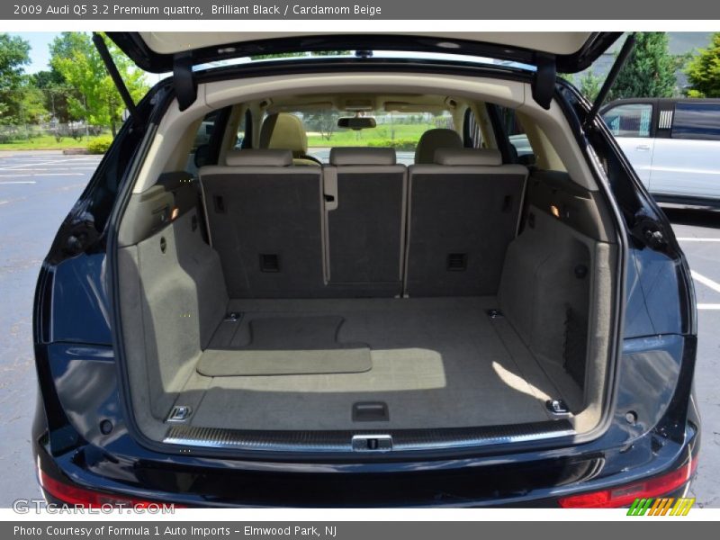 Brilliant Black / Cardamom Beige 2009 Audi Q5 3.2 Premium quattro