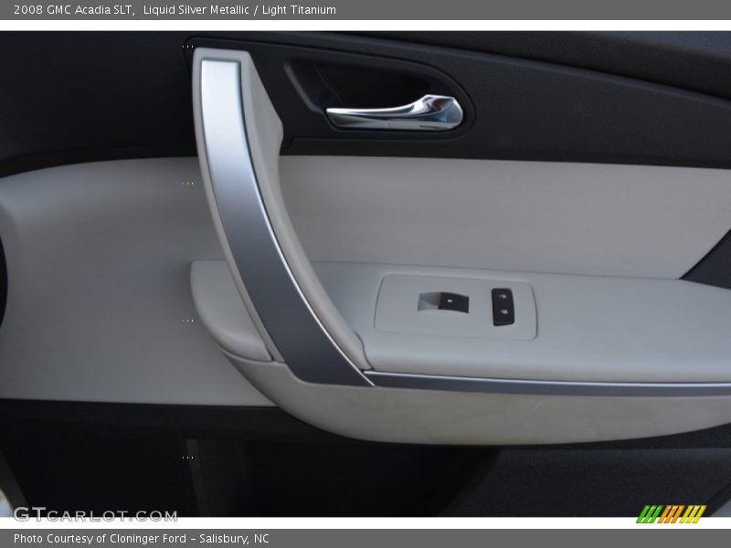 Liquid Silver Metallic / Light Titanium 2008 GMC Acadia SLT