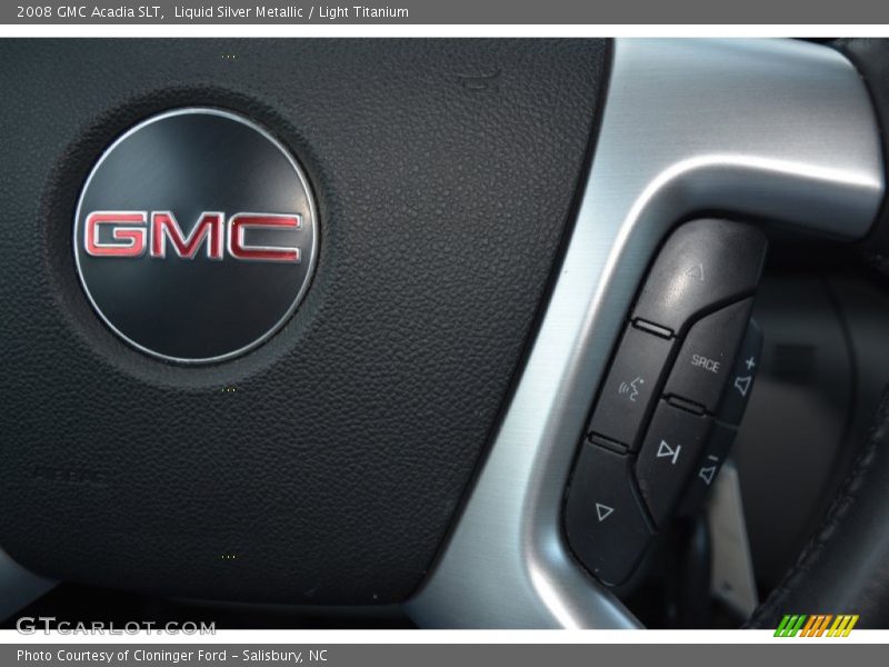 Liquid Silver Metallic / Light Titanium 2008 GMC Acadia SLT