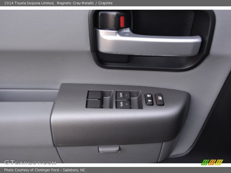 Magnetic Gray Metallic / Graphite 2014 Toyota Sequoia Limited