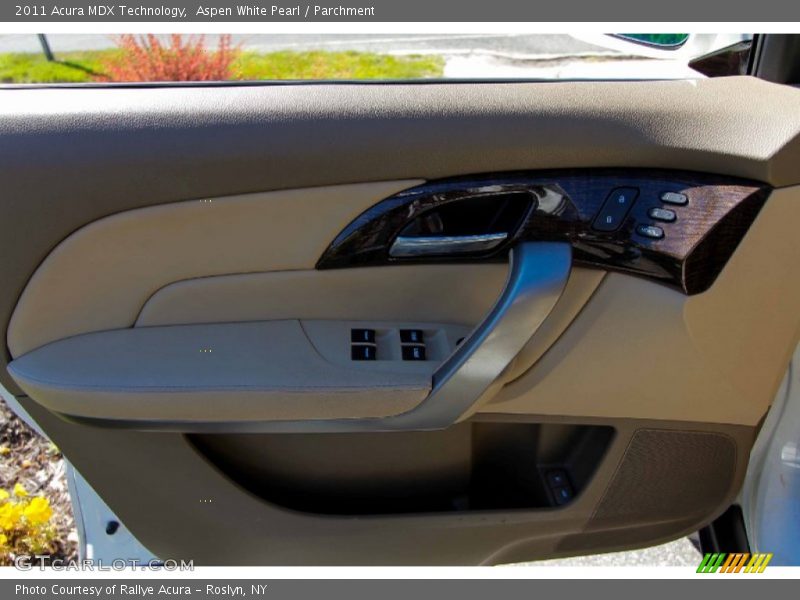 Aspen White Pearl / Parchment 2011 Acura MDX Technology