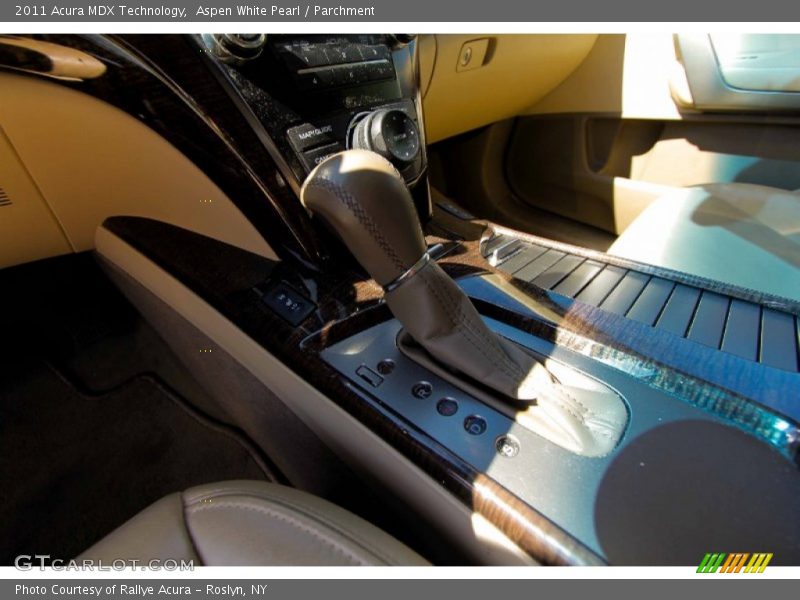 Aspen White Pearl / Parchment 2011 Acura MDX Technology