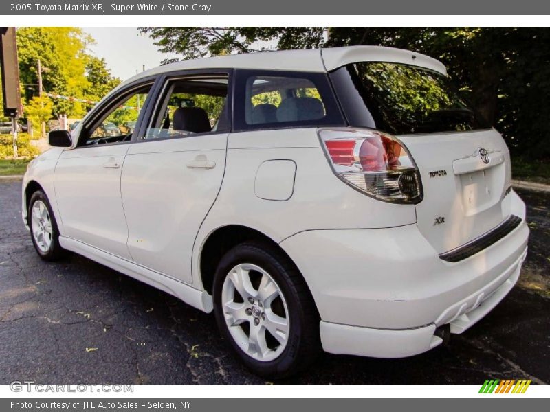 Super White / Stone Gray 2005 Toyota Matrix XR