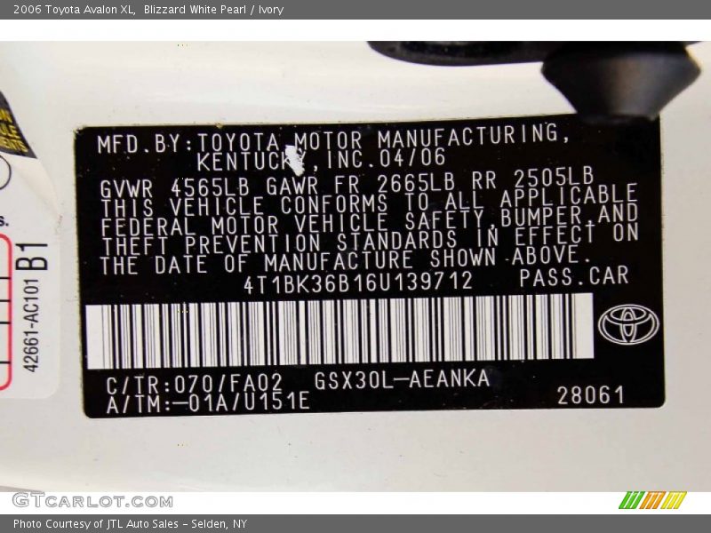 Blizzard White Pearl / Ivory 2006 Toyota Avalon XL