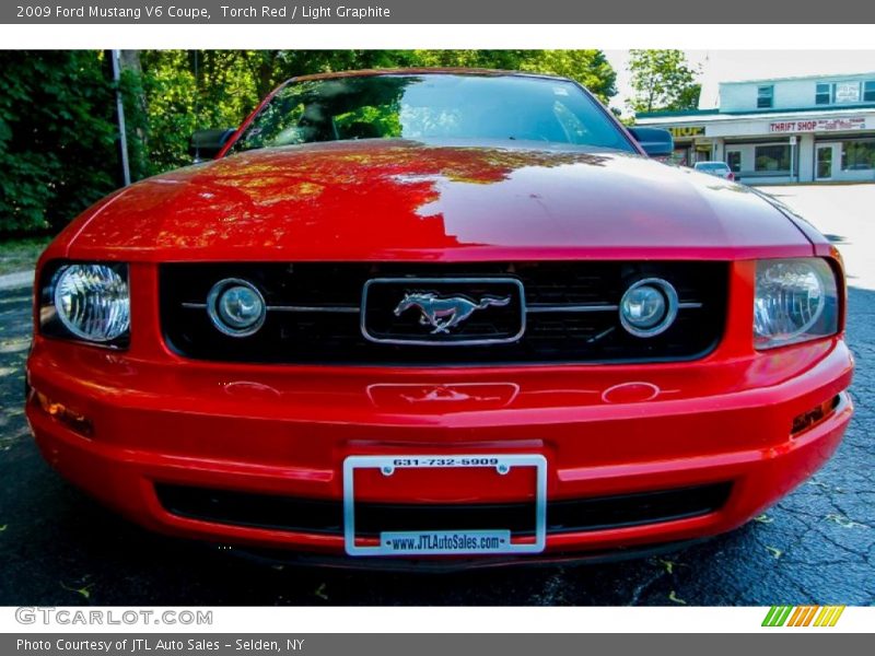 Torch Red / Light Graphite 2009 Ford Mustang V6 Coupe