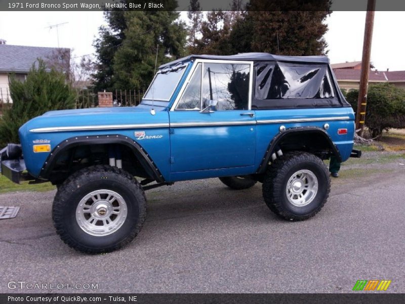  1971 Bronco Sport Wagon Metallic Blue