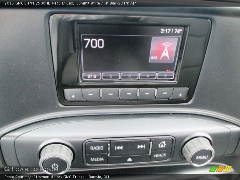 Controls of 2015 Sierra 2500HD Regular Cab