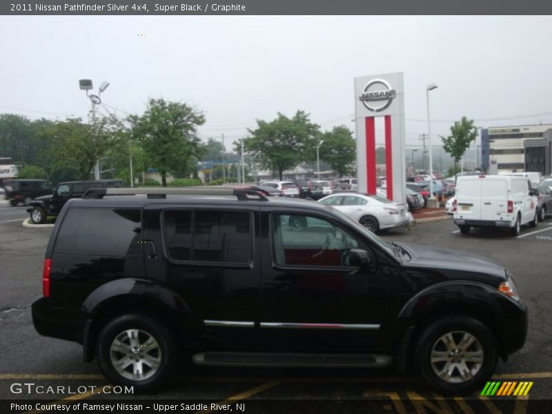 Super Black / Graphite 2011 Nissan Pathfinder Silver 4x4