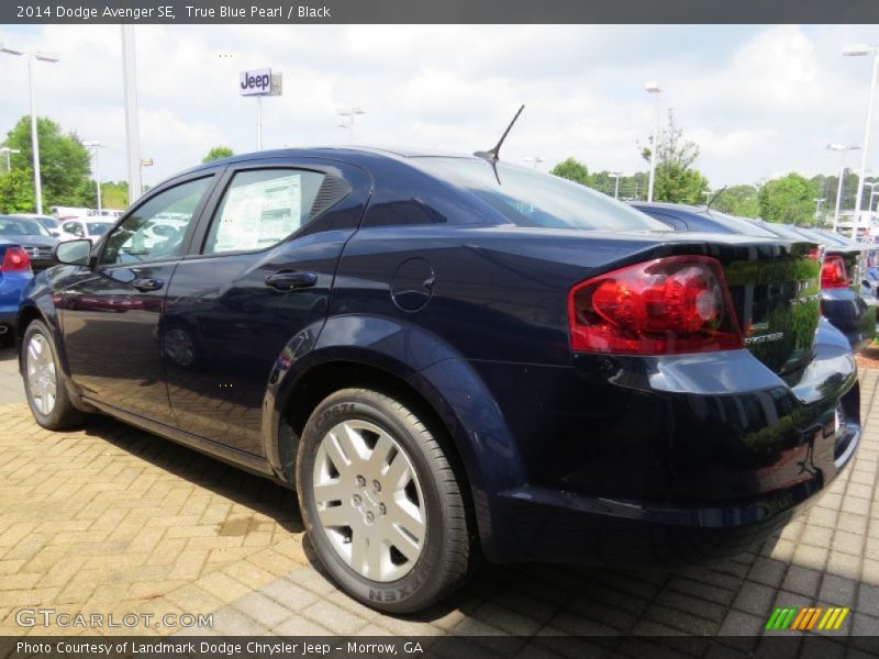 True Blue Pearl / Black 2014 Dodge Avenger SE