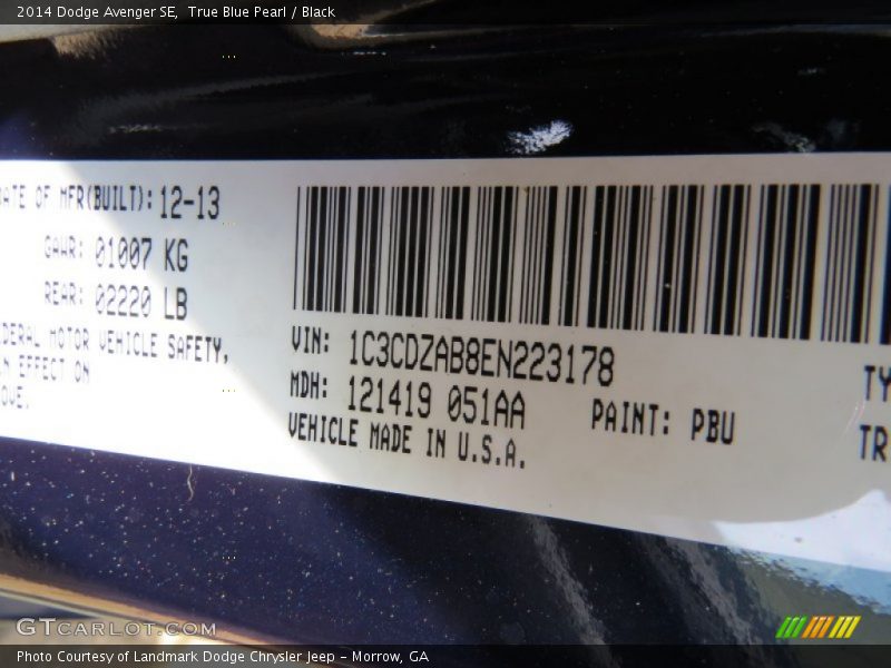 True Blue Pearl / Black 2014 Dodge Avenger SE