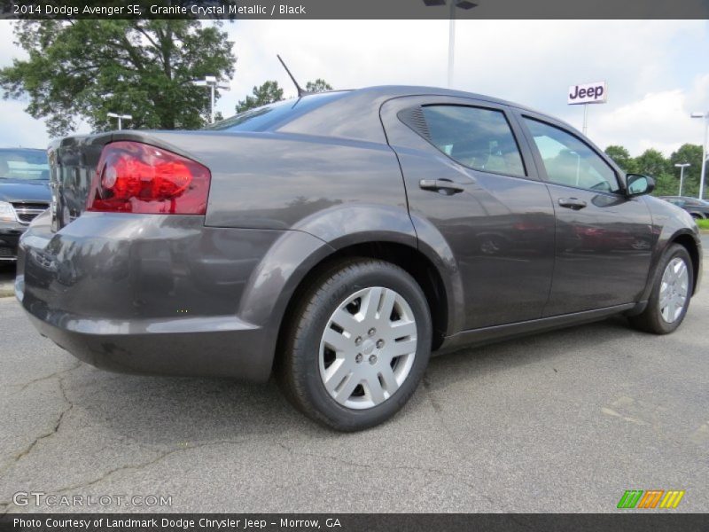 Granite Crystal Metallic / Black 2014 Dodge Avenger SE