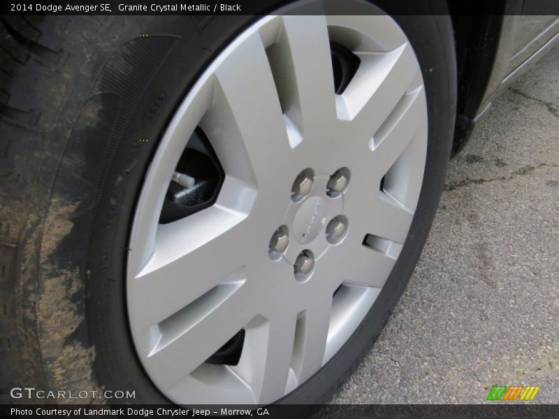 Granite Crystal Metallic / Black 2014 Dodge Avenger SE