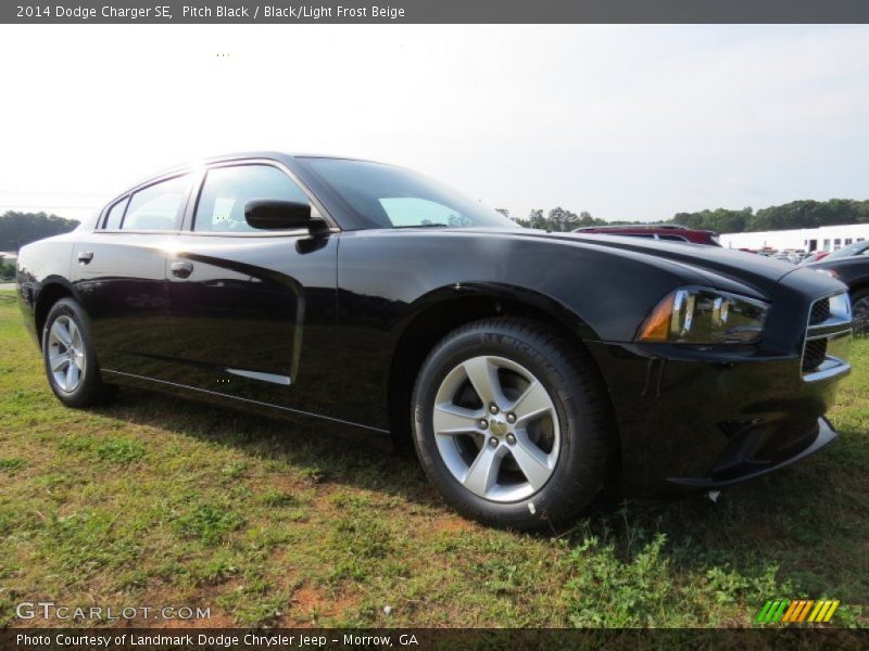 Pitch Black / Black/Light Frost Beige 2014 Dodge Charger SE