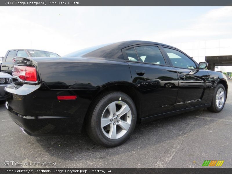 Pitch Black / Black 2014 Dodge Charger SE