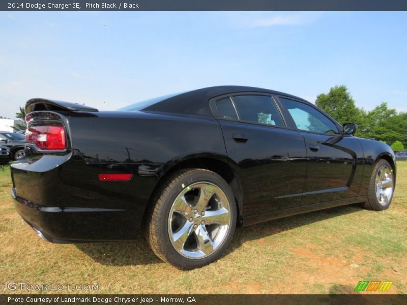 Pitch Black / Black 2014 Dodge Charger SE