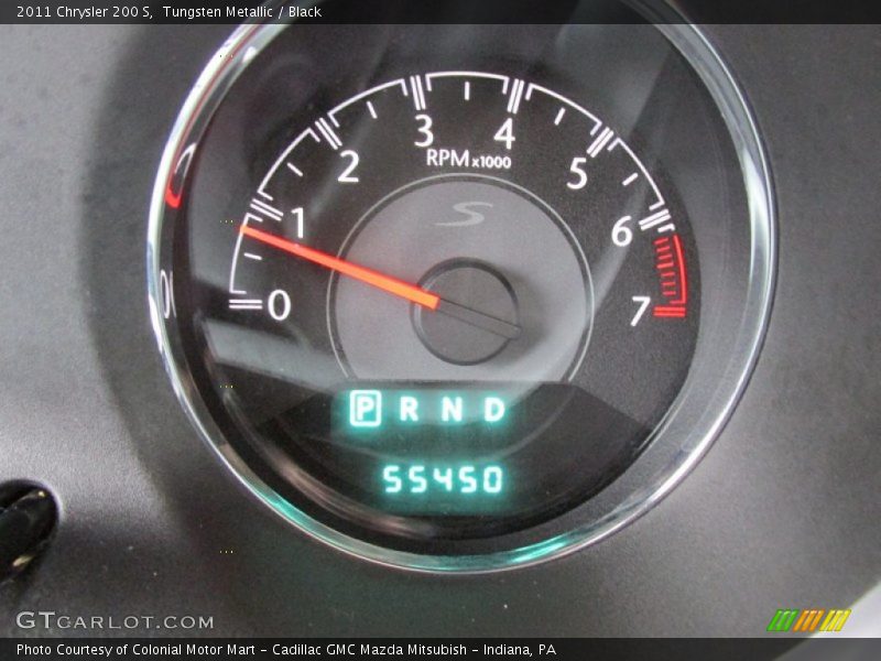 Tungsten Metallic / Black 2011 Chrysler 200 S