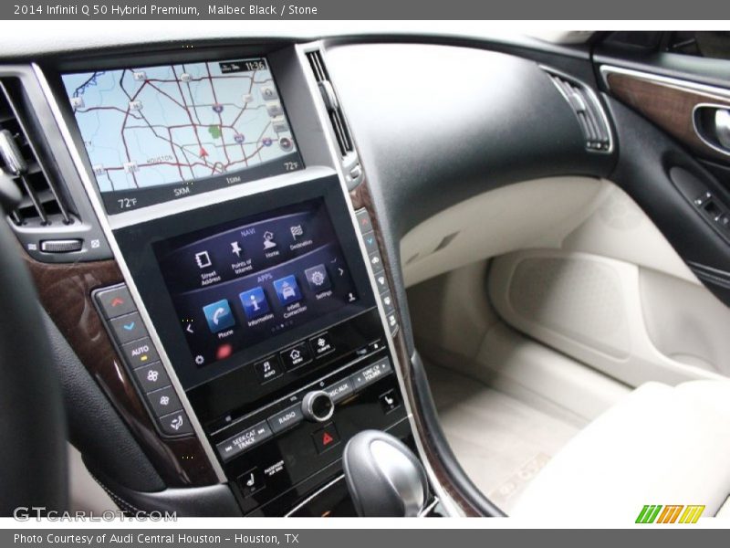 Controls of 2014 Q 50 Hybrid Premium