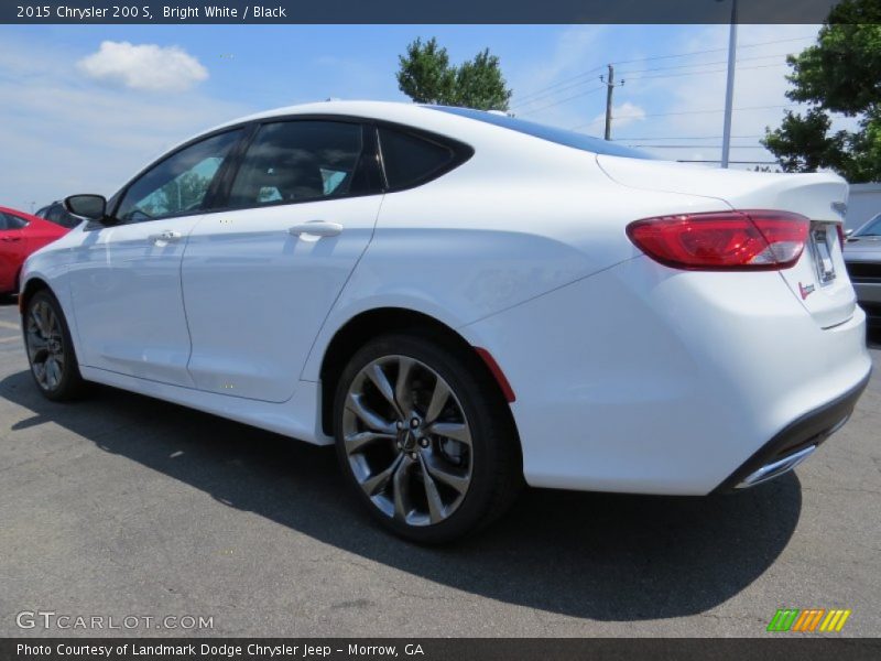 Bright White / Black 2015 Chrysler 200 S