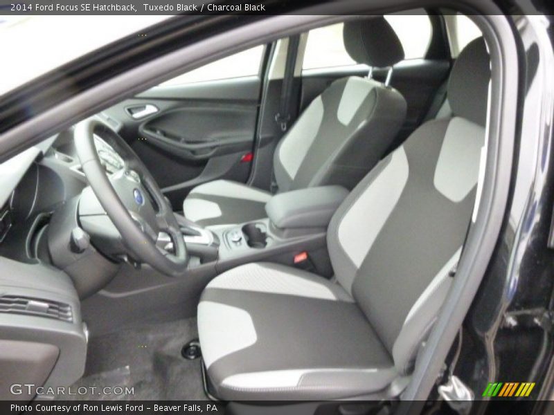 Tuxedo Black / Charcoal Black 2014 Ford Focus SE Hatchback
