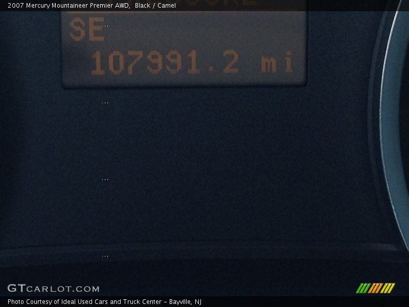 Black / Camel 2007 Mercury Mountaineer Premier AWD