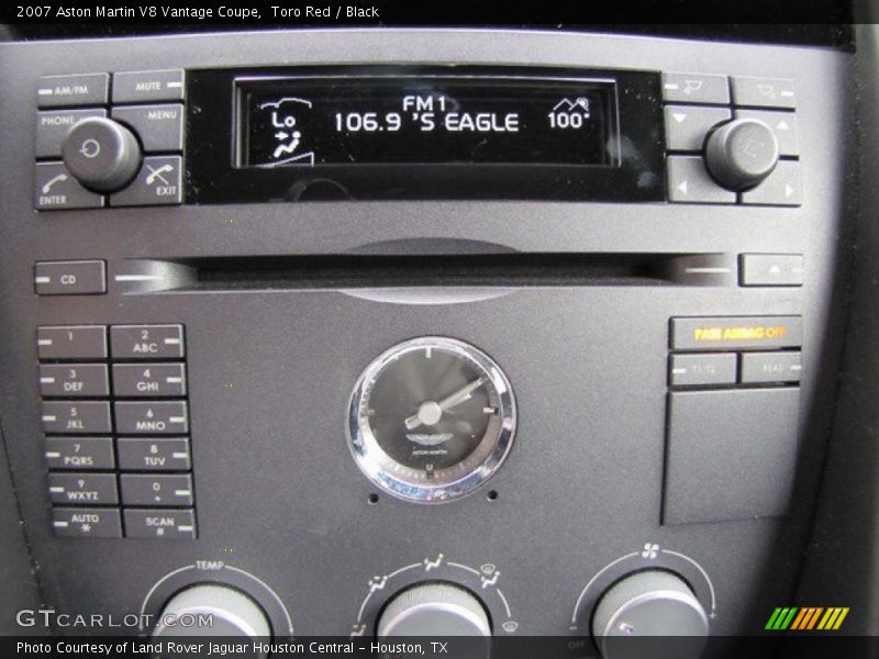 Audio System of 2007 V8 Vantage Coupe