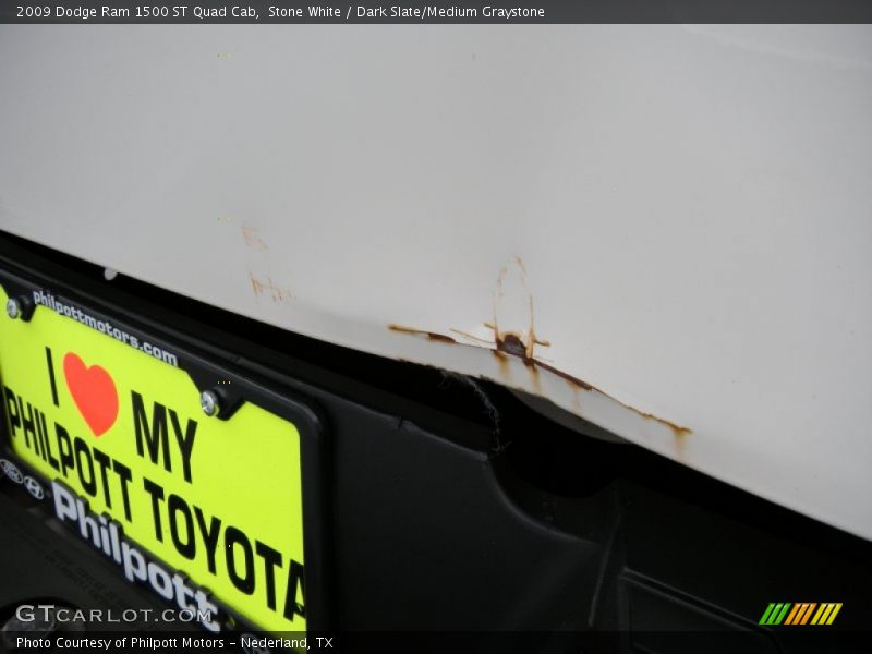 Stone White / Dark Slate/Medium Graystone 2009 Dodge Ram 1500 ST Quad Cab