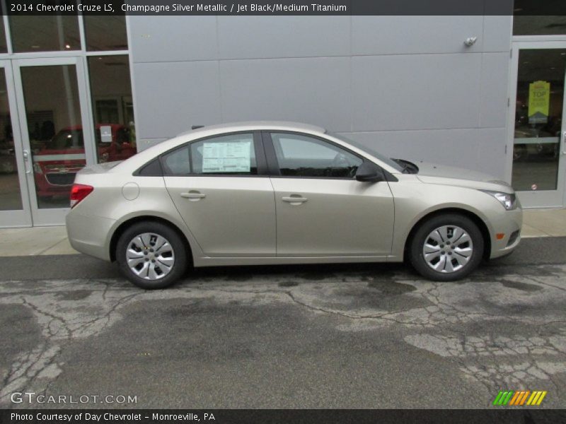 Champagne Silver Metallic / Jet Black/Medium Titanium 2014 Chevrolet Cruze LS