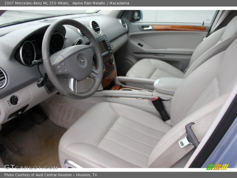  2007 ML 350 4Matic Macadamia Interior