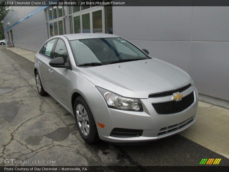 Silver Ice Metallic / Jet Black/Medium Titanium 2014 Chevrolet Cruze LS
