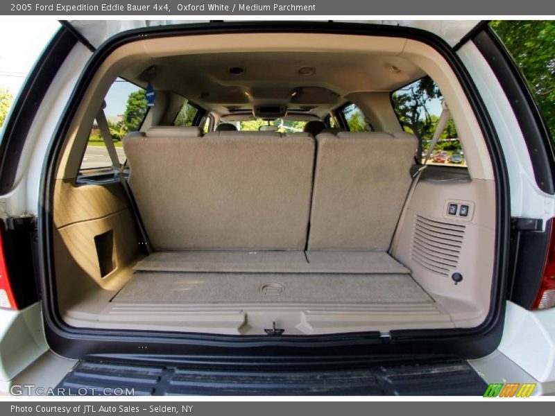 Oxford White / Medium Parchment 2005 Ford Expedition Eddie Bauer 4x4