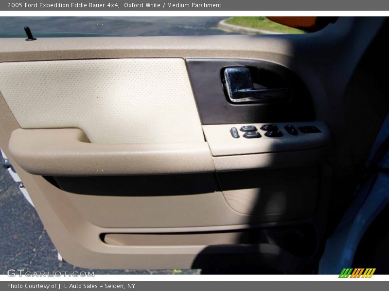 Oxford White / Medium Parchment 2005 Ford Expedition Eddie Bauer 4x4