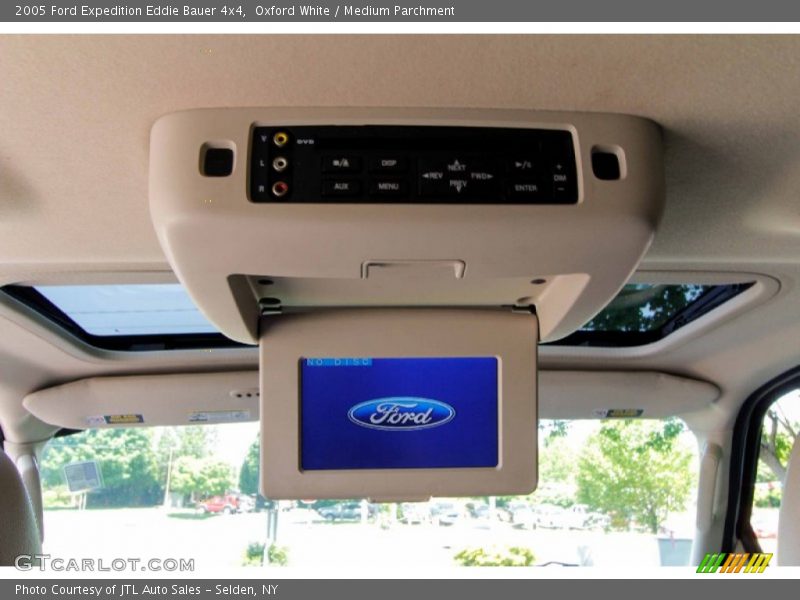Oxford White / Medium Parchment 2005 Ford Expedition Eddie Bauer 4x4
