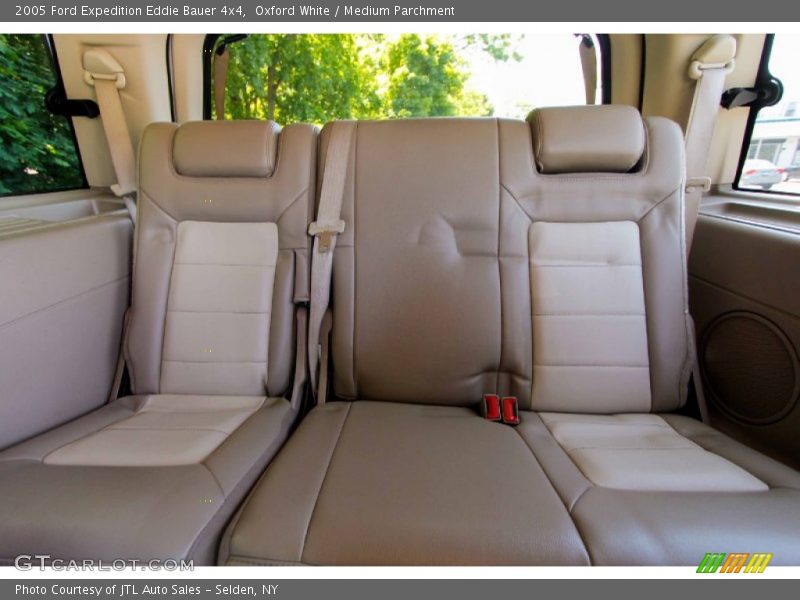 Oxford White / Medium Parchment 2005 Ford Expedition Eddie Bauer 4x4