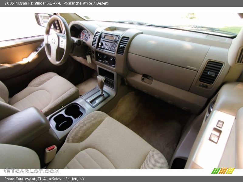Avalanche White / Desert 2005 Nissan Pathfinder XE 4x4