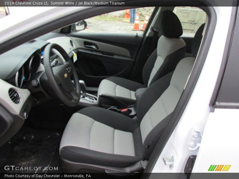 Summit White / Jet Black/Medium Titanium 2014 Chevrolet Cruze LS