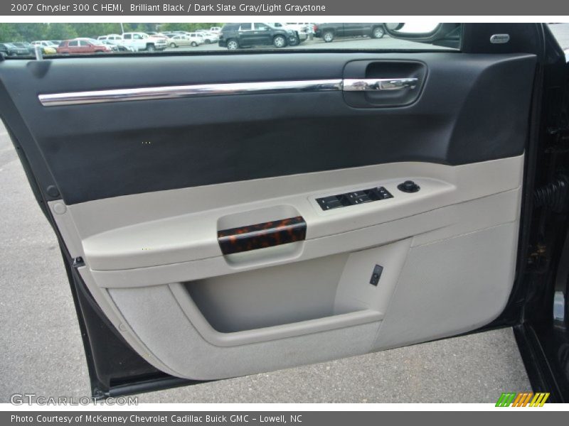 Door Panel of 2007 300 C HEMI