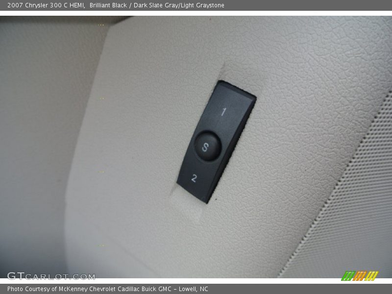 Brilliant Black / Dark Slate Gray/Light Graystone 2007 Chrysler 300 C HEMI