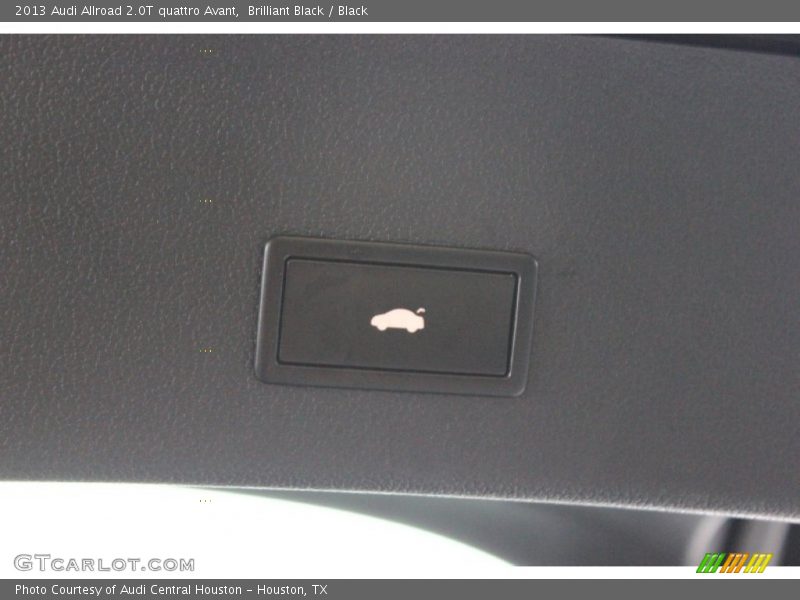Brilliant Black / Black 2013 Audi Allroad 2.0T quattro Avant