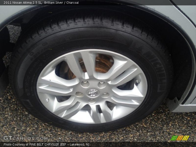 Brilliant Silver / Charcoal 2011 Nissan Altima 2.5 SL