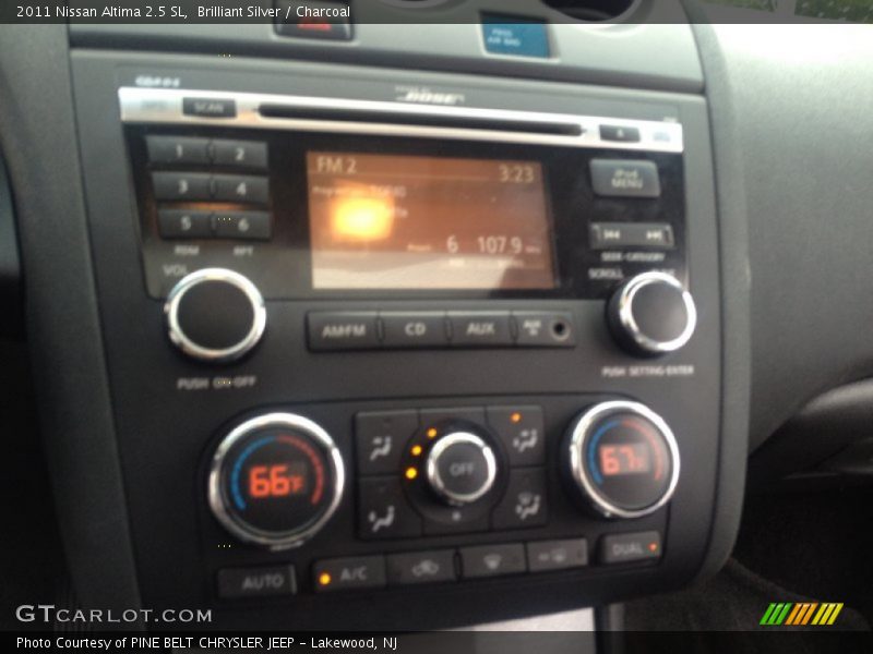Brilliant Silver / Charcoal 2011 Nissan Altima 2.5 SL