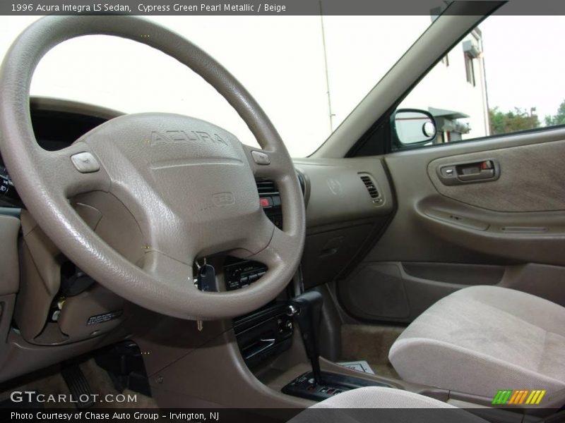 Cypress Green Pearl Metallic / Beige 1996 Acura Integra LS Sedan